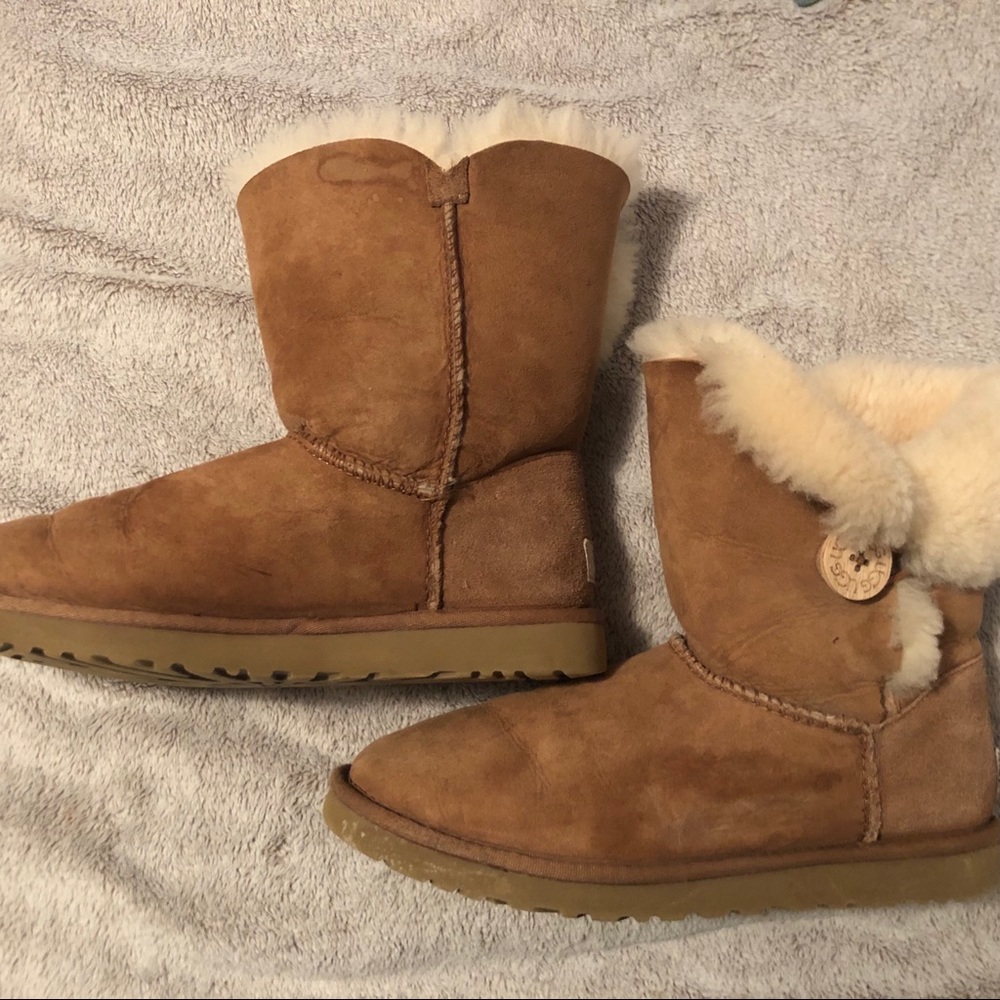 UGG Boots with Complete Care Kit